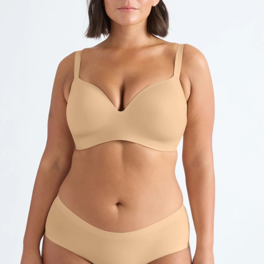 KNIX WING WOMAN CONTOUR BRA WIRELESS COMFORT EXTRA COVERAGE